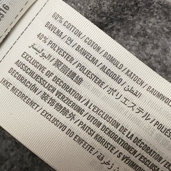 hollister grey cropped graphic crewneck Sweatshirt - Picture 4 of 4